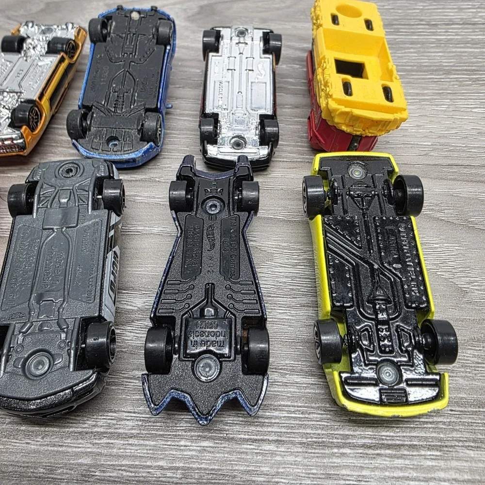 Diecast Cars Lot - HOTWHEELS, Maisto, Mаtchbox, MATTEL,‎ DISNEY - Lot Of 10